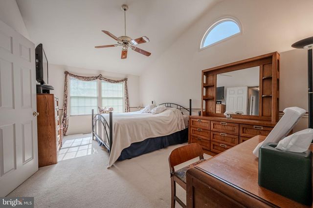 43 WALKER DR, New Castle, DE 19720