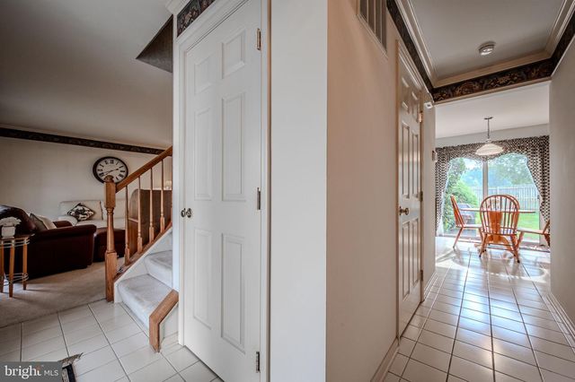 43 WALKER DR, New Castle, DE 19720