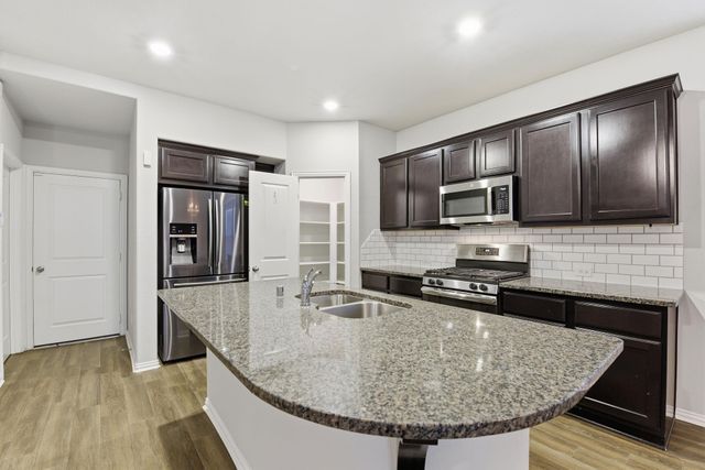 29809 Dovetail Bluff Lane, Spring, TX 77386