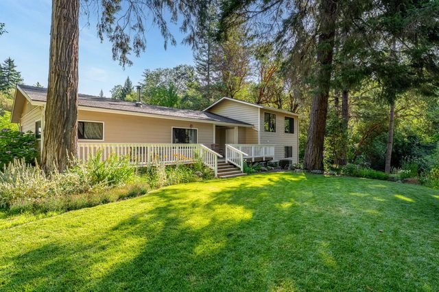 8360 Lower River Road, Grants Pass, OR 97526