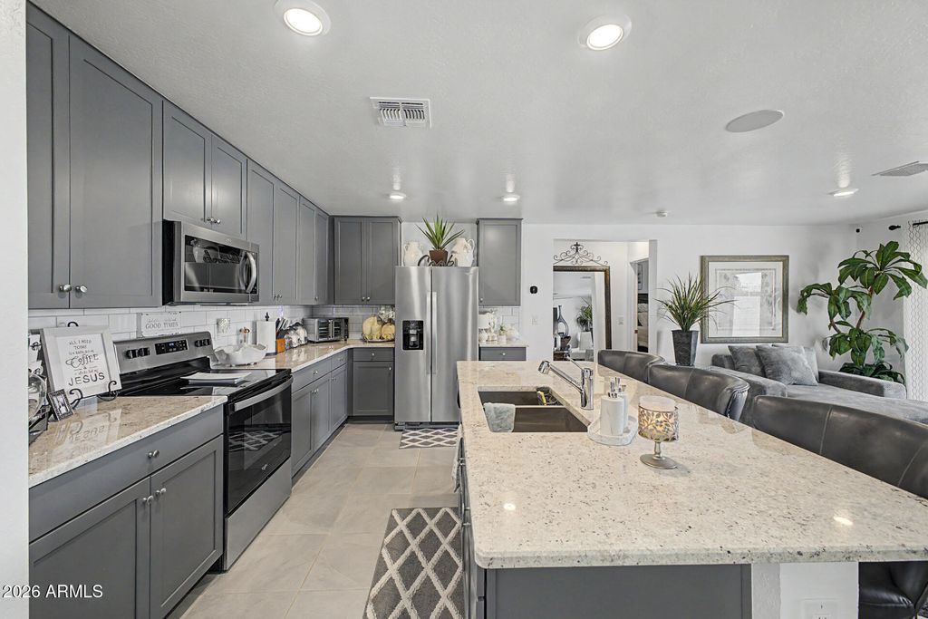 1629 W PIMA Court, Coolidge, AZ 85128