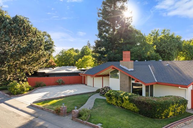 4129 Crondall Dr, Sacramento, CA 95864