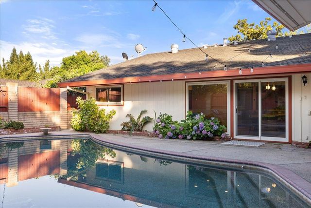 4129 Crondall Dr, Sacramento, CA 95864