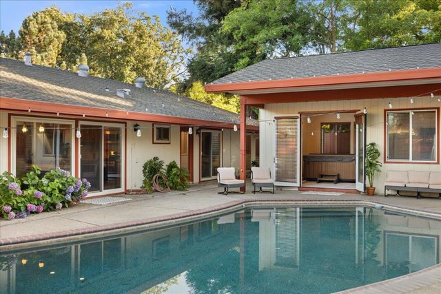 4129 Crondall Dr, Sacramento, CA 95864
