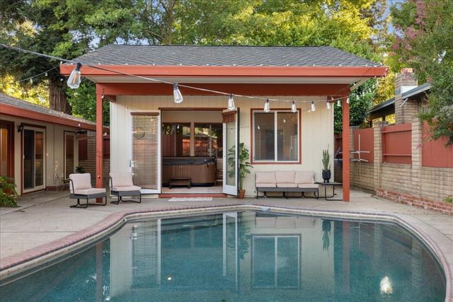 4129 Crondall Dr, Sacramento, CA 95864
