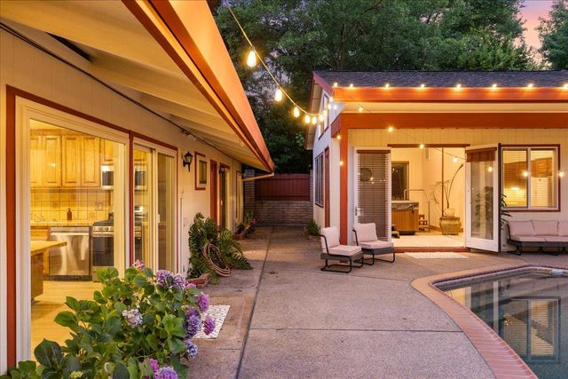 4129 Crondall Dr, Sacramento, CA 95864