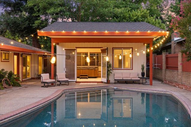 4129 Crondall Dr, Sacramento, CA 95864