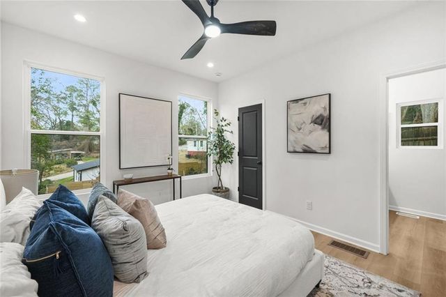 1674 Mary George Avenue NW, Atlanta, GA 30318