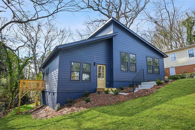 1674 Mary George Avenue NW, Atlanta, GA 30318
