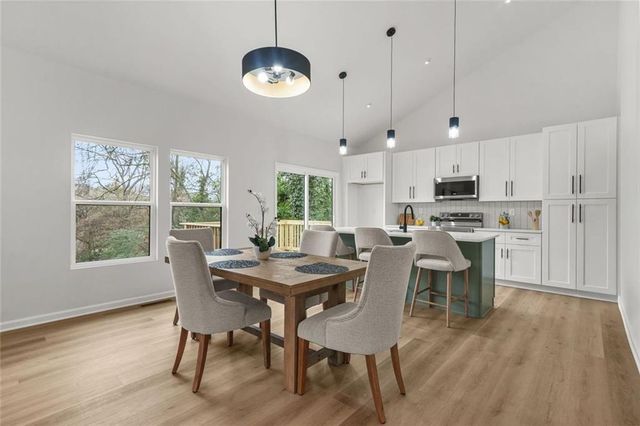 1674 Mary George Avenue NW, Atlanta, GA 30318