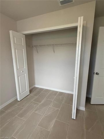622 SE 7th ST, Cape Coral, FL 33990