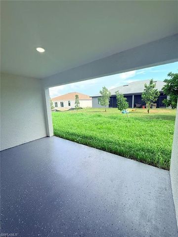 622 SE 7th ST, Cape Coral, FL 33990
