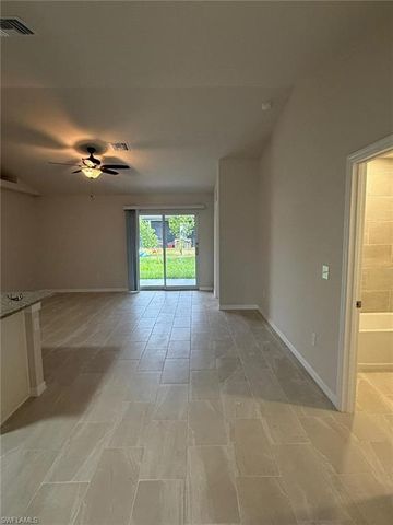 622 SE 7th ST, Cape Coral, FL 33990