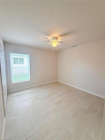 622 SE 7th ST, Cape Coral, FL 33990