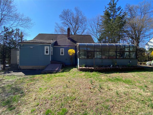 315 Manor Boulevard, Pearl River, NY 10965