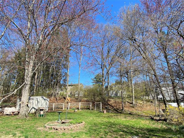 315 Manor Boulevard, Pearl River, NY 10965
