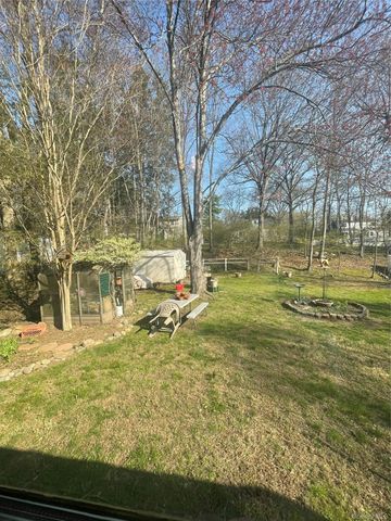 315 Manor Boulevard, Pearl River, NY 10965