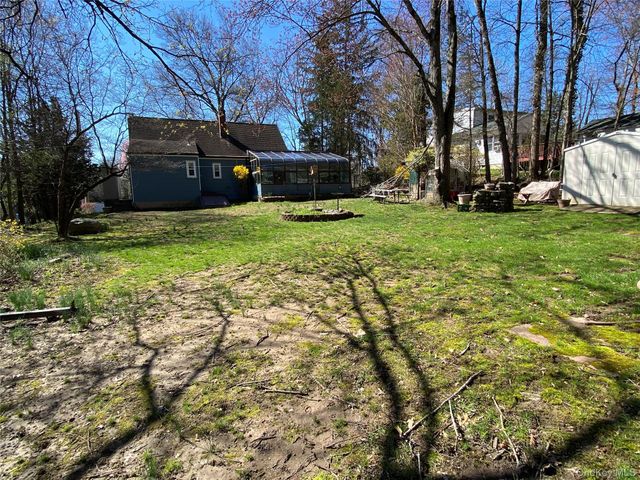 315 Manor Boulevard, Pearl River, NY 10965