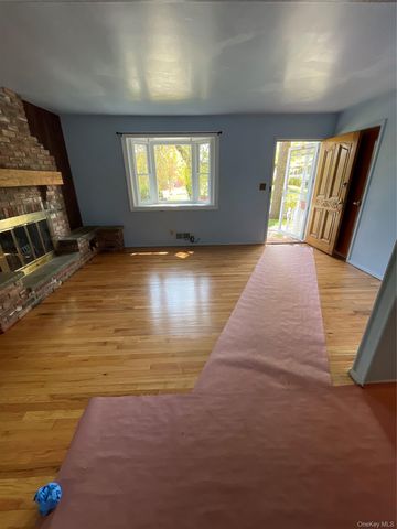 315 Manor Boulevard, Pearl River, NY 10965