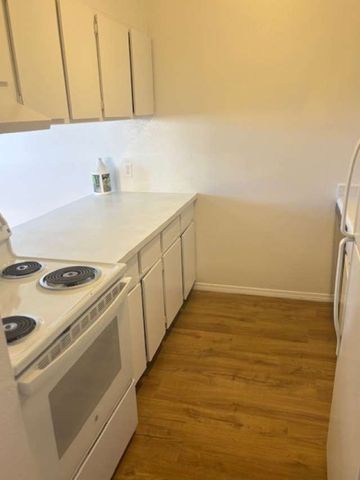 2800 Cerrillos 30, Santa Fe, NM 87507