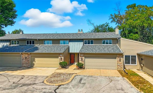 1759 Applewood Place, Cedar Rapids, IA 52402