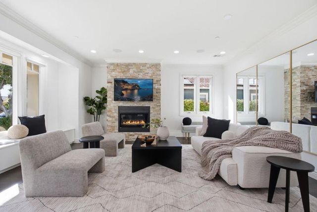 3717 Park Boulevard, Palo Alto, CA 94306