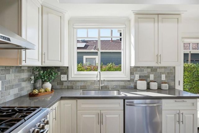 3717 Park Boulevard, Palo Alto, CA 94306