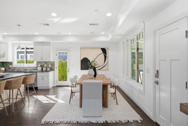 3717 Park Boulevard, Palo Alto, CA 94306