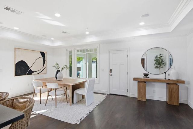 3717 Park Boulevard, Palo Alto, CA 94306