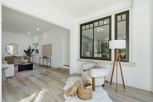 3717 Park Boulevard, Palo Alto, CA 94306