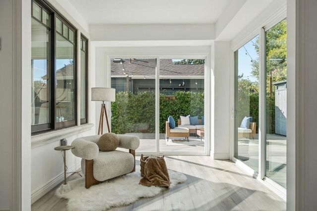 3717 Park Boulevard, Palo Alto, CA 94306