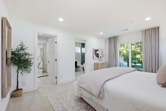 3717 Park Boulevard, Palo Alto, CA 94306