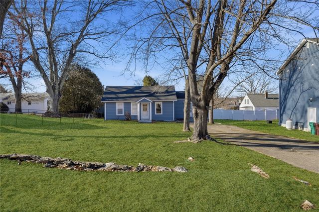 213 St Louis Avenue, Woonsocket, RI 02895