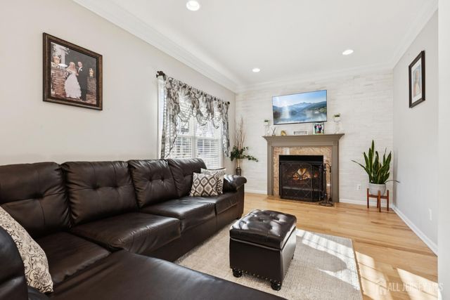 82 Tyndale Avenue, Monroe, NJ 08831