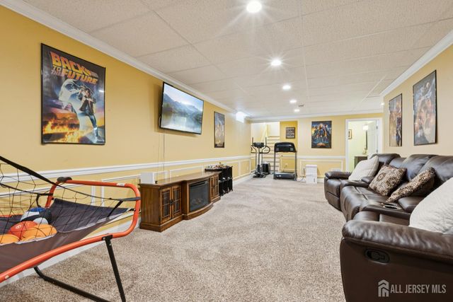 82 Tyndale Avenue, Monroe, NJ 08831