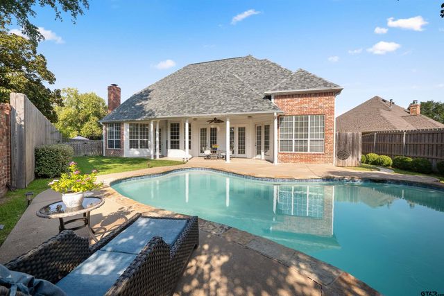 2205 Bradbury Ct, Tyler, TX 75703