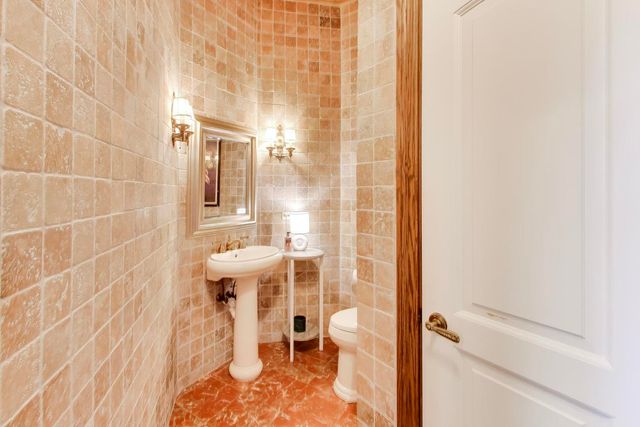1106 Astor Place, Glencoe, IL 60022