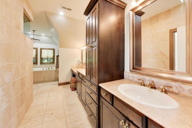 1106 Astor Place, Glencoe, IL 60022