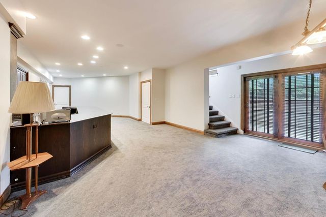 1106 Astor Place, Glencoe, IL 60022