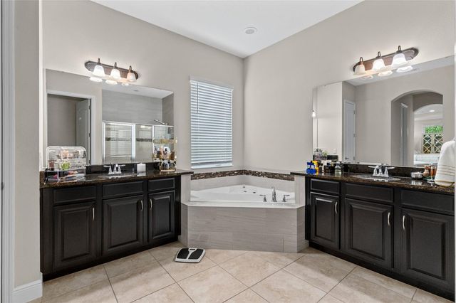 8802 FINSEN STREET, Orlando, FL 32827