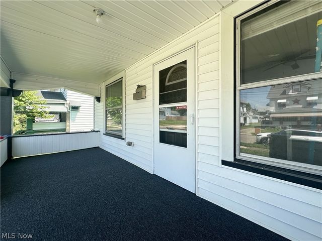 221 E 2nd Street, Girard, OH 44420