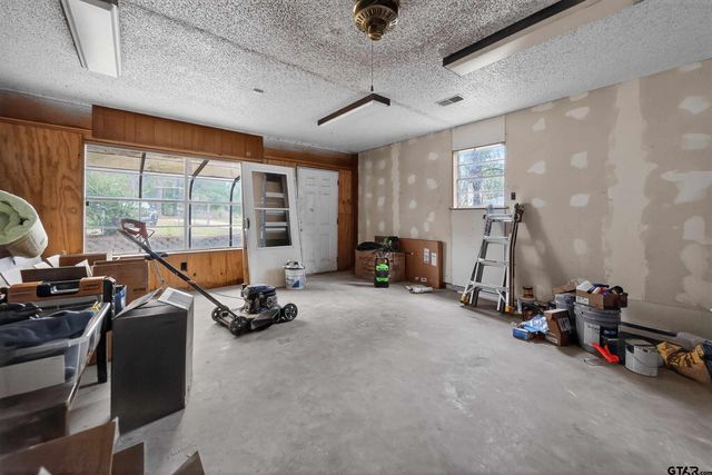 10558 County Road 2258, Tyler, TX 75707