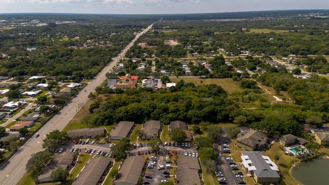 2205 S 25th Street, Fort Pierce, FL 34947