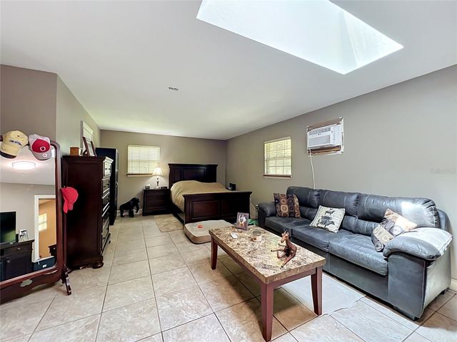 670 E STATE ROAD 46, Geneva, FL 32732