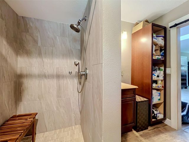 670 E STATE ROAD 46, Geneva, FL 32732