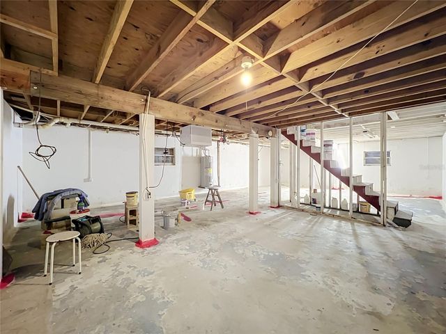 670 E STATE ROAD 46, Geneva, FL 32732