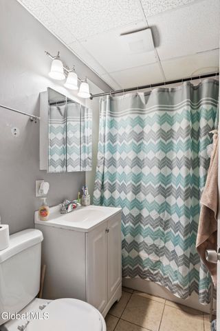 172 6th Avenue, Troy, NY 12180