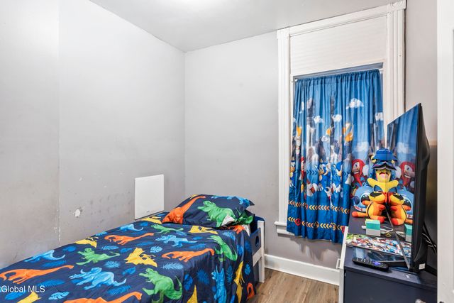 172 6th Avenue, Troy, NY 12180