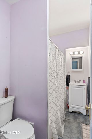 172 6th Avenue, Troy, NY 12180