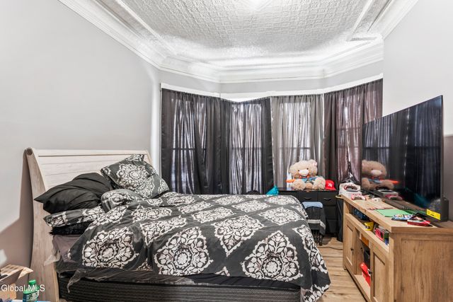 172 6th Avenue, Troy, NY 12180